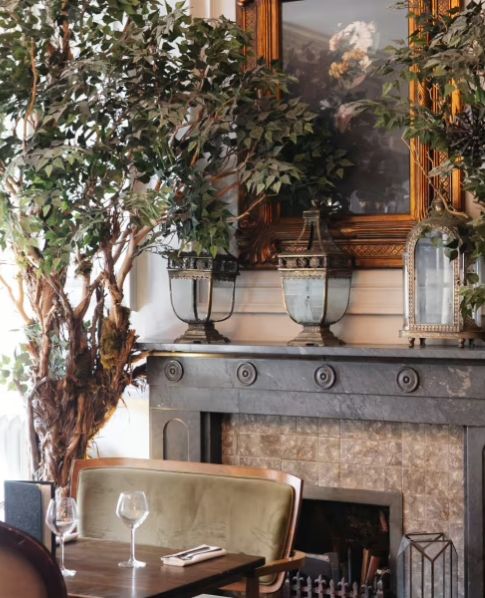 The Lounge